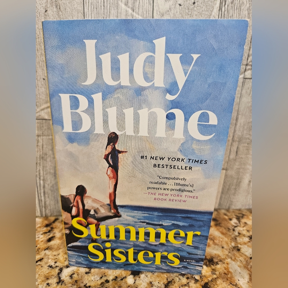 Summer Sisters Judy Blume Novel Paperback Book
